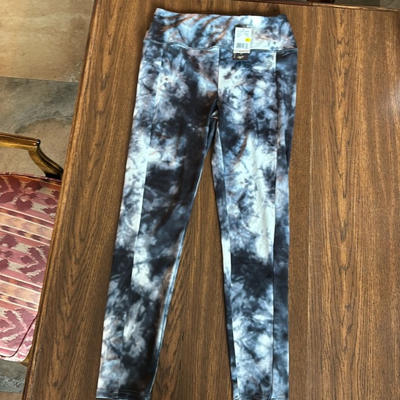 U.S. Polo ASSN. white and gray leggings. - Picture 1 of 4
